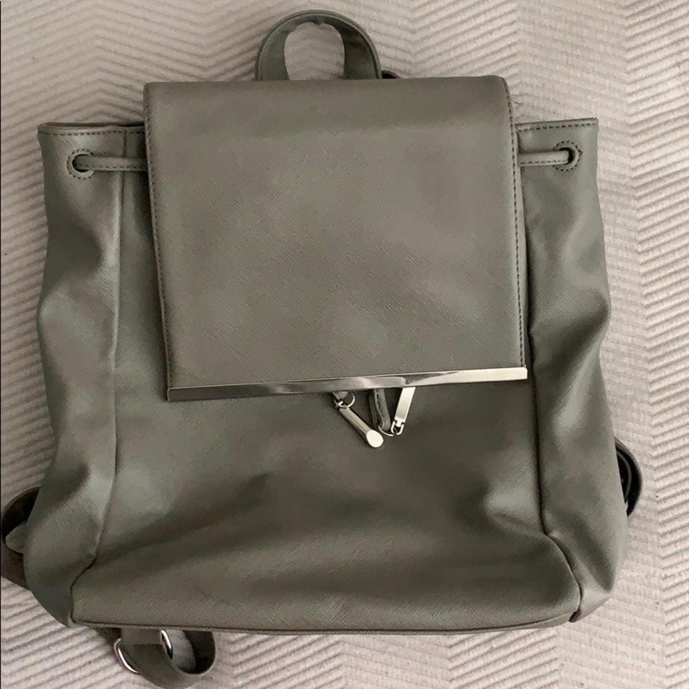 Small backpack - Picture 2 of 5